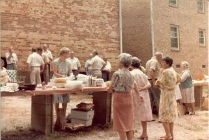 Reunion-Ariail-0000-Church-0100