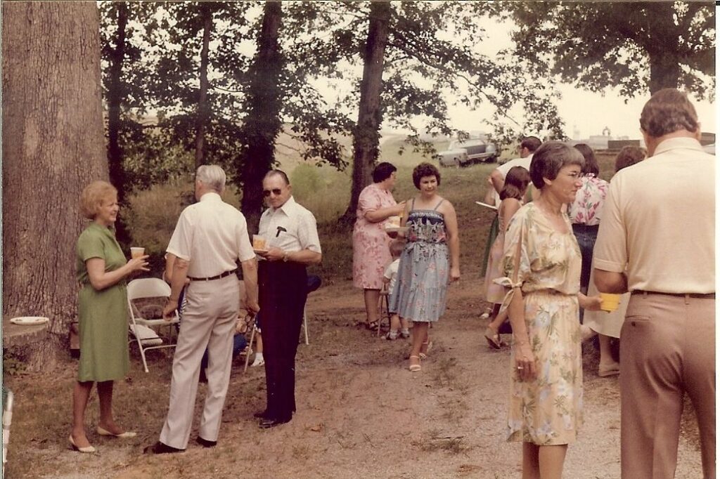 Ariail-Left-0000-Reunion-0106