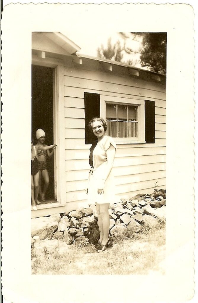 Ariail-Friends-0000-Photo-0169