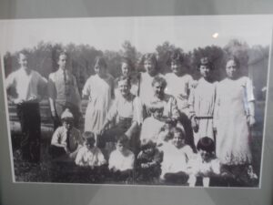Ariail-This-0000-Photo-0072