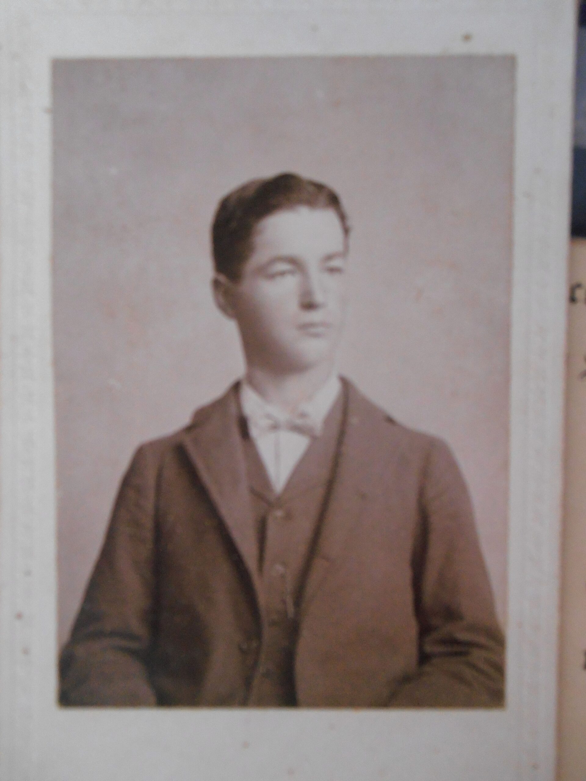 Ariail-James-Claude-0000-Photo-0074