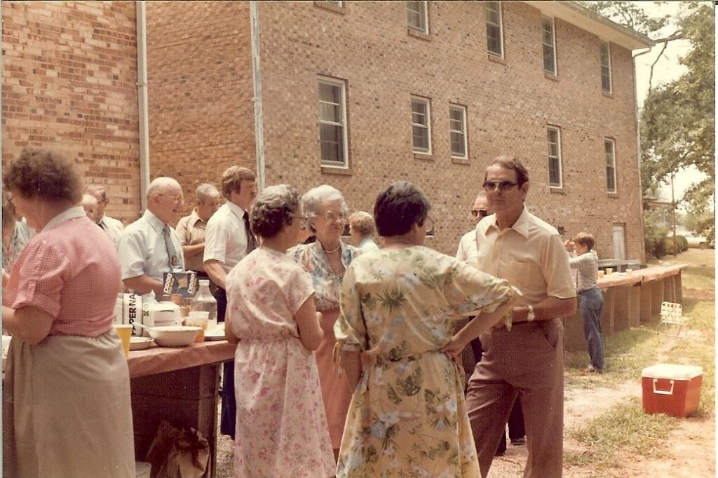 Reunion-Ariail-0000-Church-0098